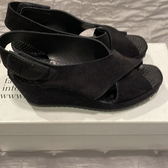 Pedro Garcia Wedge Sandal - Picture 3 of 4